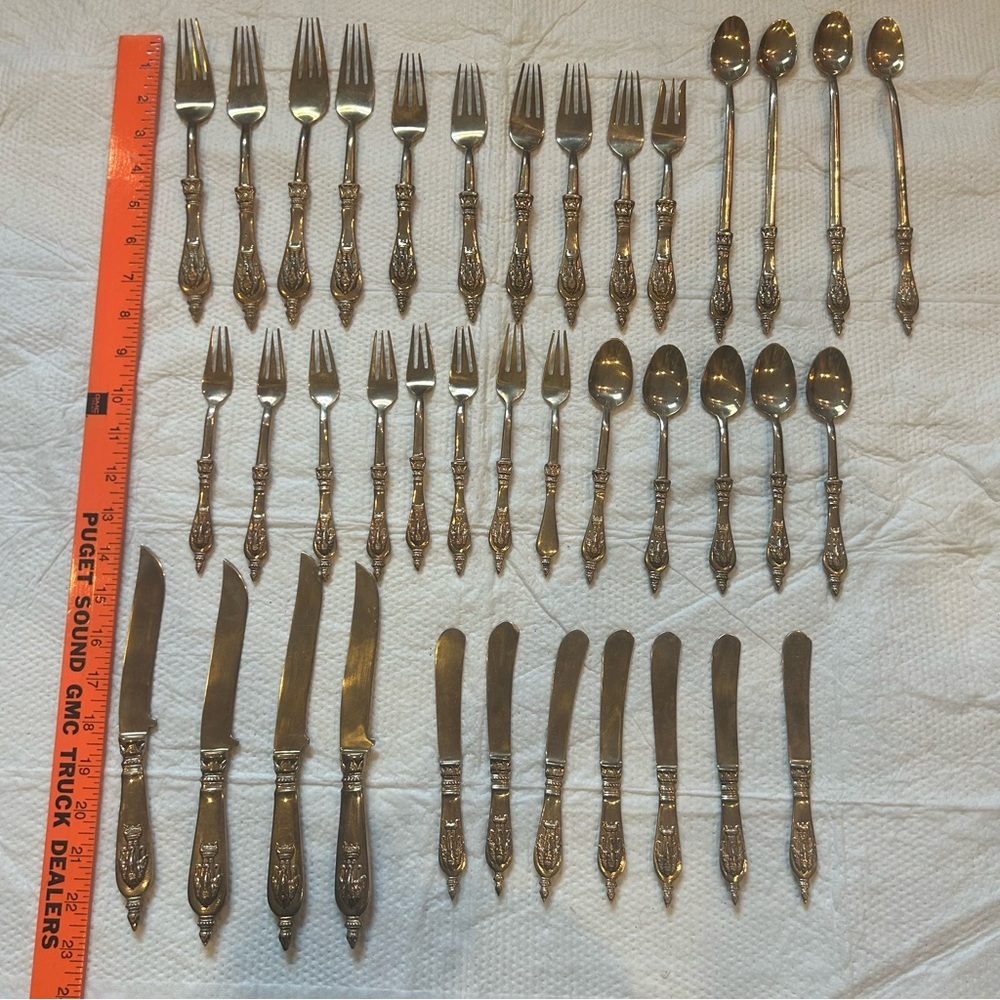 VTG solid Brass Thailand Samran Flatware Elephant pattern set of 38 Bronzeware